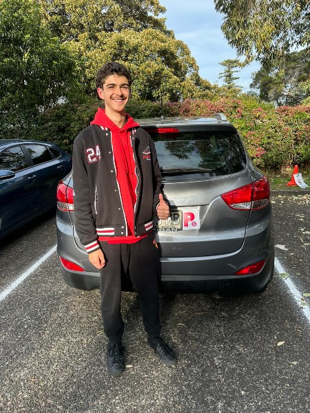best driving school wollongong